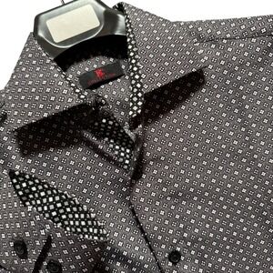 BC COLLECTION Mens XS Button Down Shirt Flip Cuff Squared‎ Buttons Slim Fit